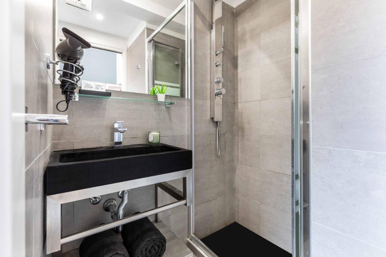 Duomo In 8 Stops Suite Deluxe Loft 밀라노 외부 사진