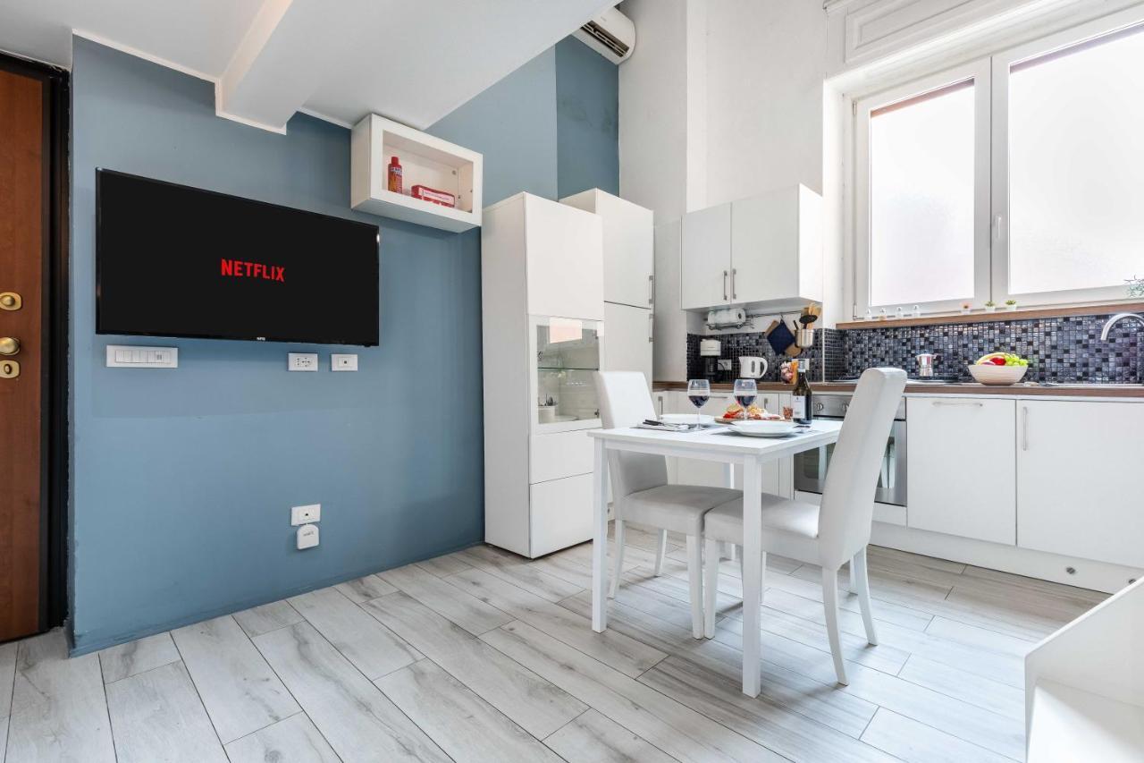 Duomo In 8 Stops Suite Deluxe Loft 밀라노 외부 사진