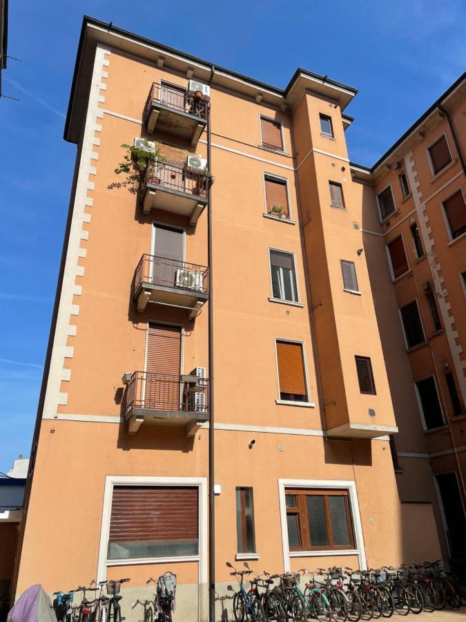 Duomo In 8 Stops Suite Deluxe Loft 밀라노 외부 사진